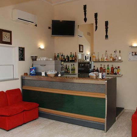 Hotel Caribe Viareggio Bagian luar foto