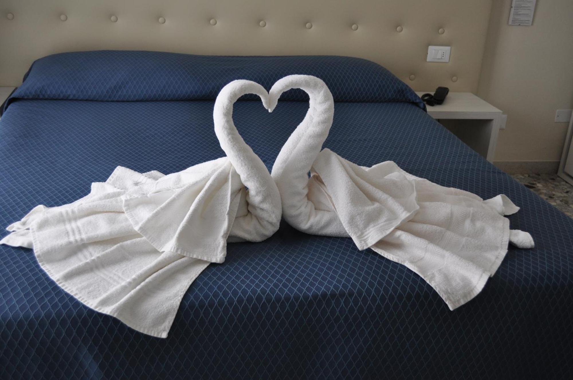 Hotel Caribe Viareggio Ruang foto