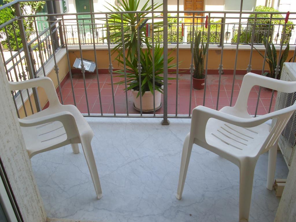 Hotel Caribe Viareggio Ruang foto